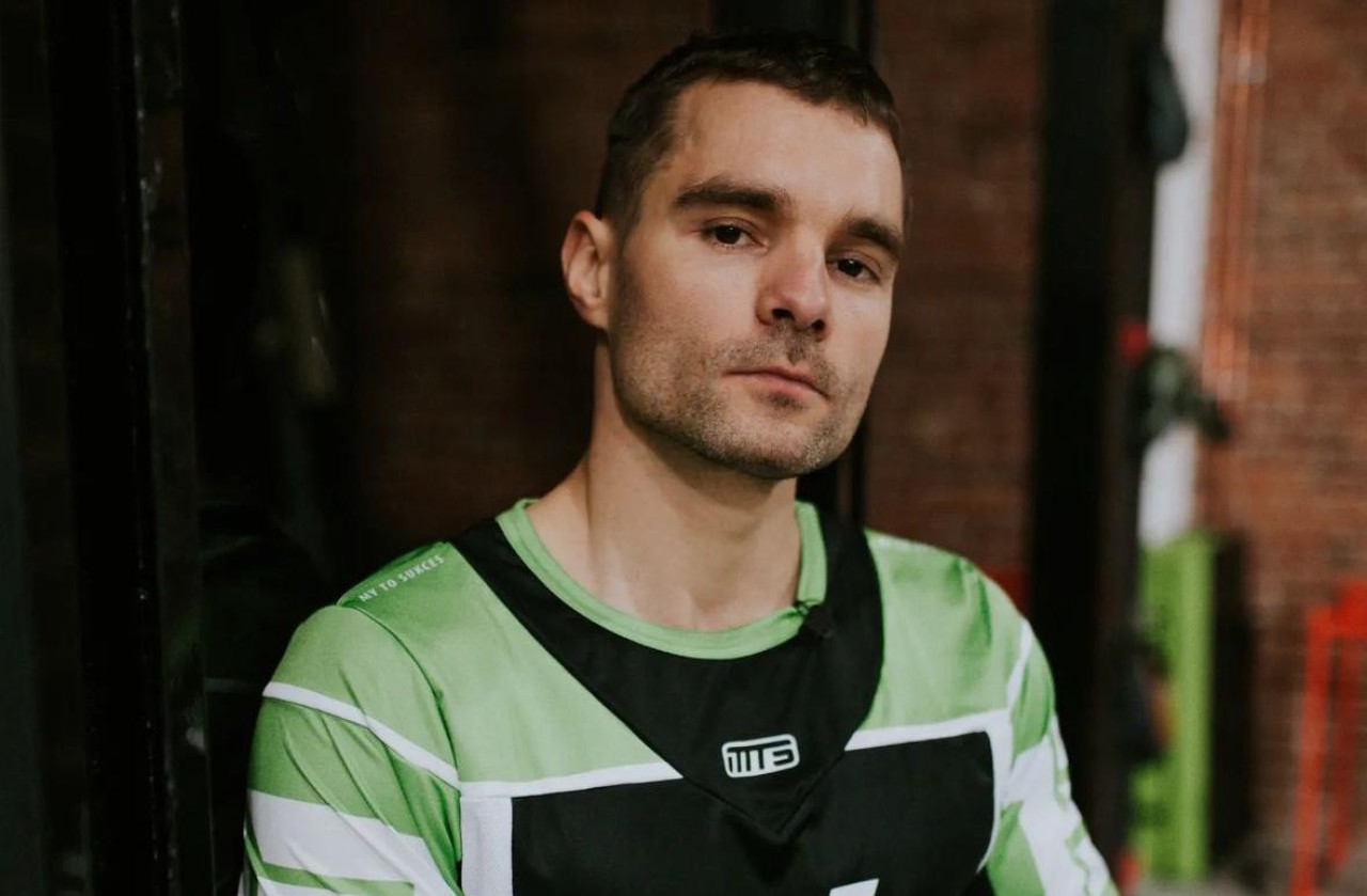 Marcin Banot, el escalador polaco de Puerto Madero. Foto: Instagram @bnt_fhuj_hd