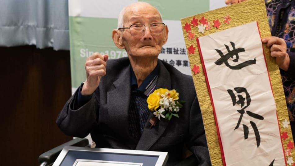 El japonés Chitetsu Watanabe, hombre más viejo del mundo