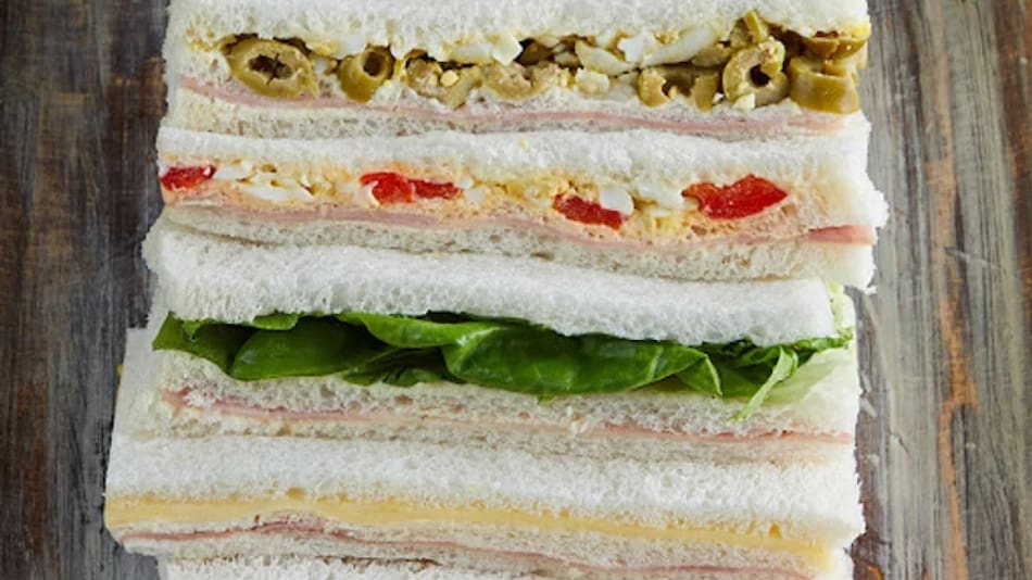 Clausuran un local por vender sándwiches de miga en mal estado. Foto NA