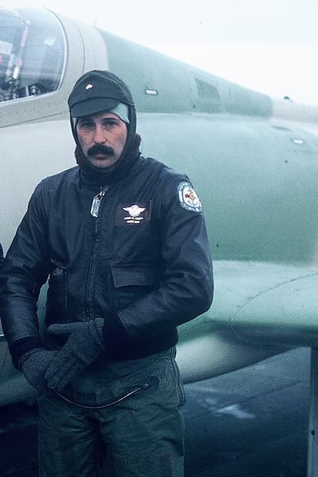 Owen Crippa, piloto en Malvinas