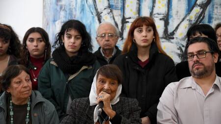 Taty Almeida declara a favor de las tomas de colegios. Foto: Telam.