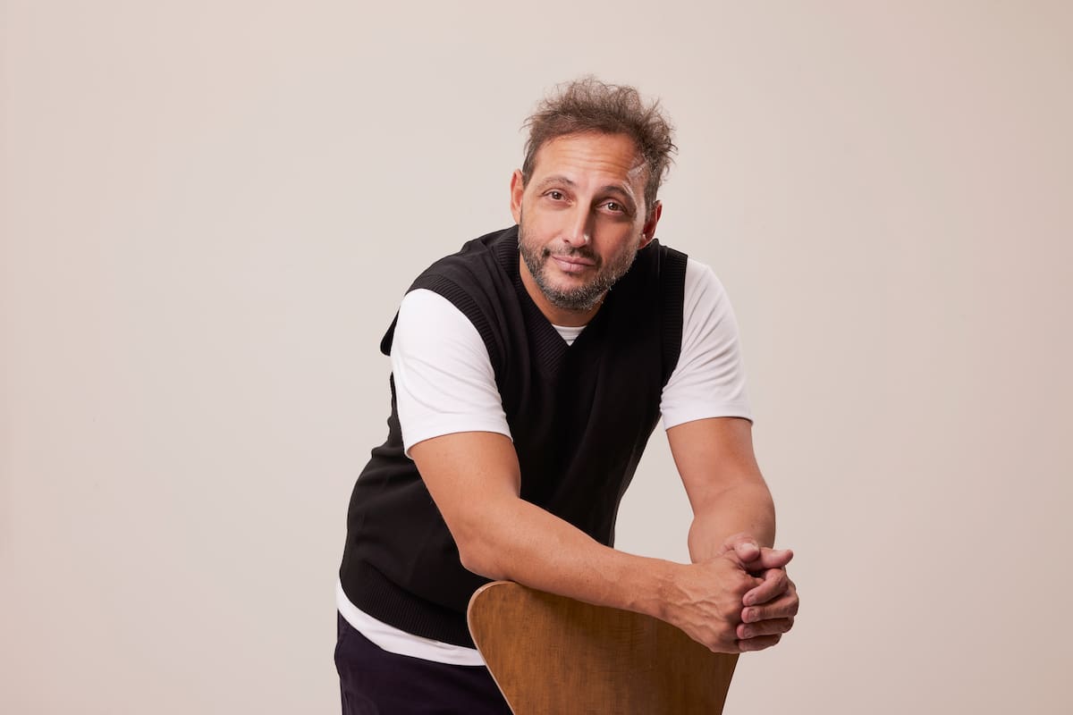 Ariel Staltari con la obra de teatro Agotados