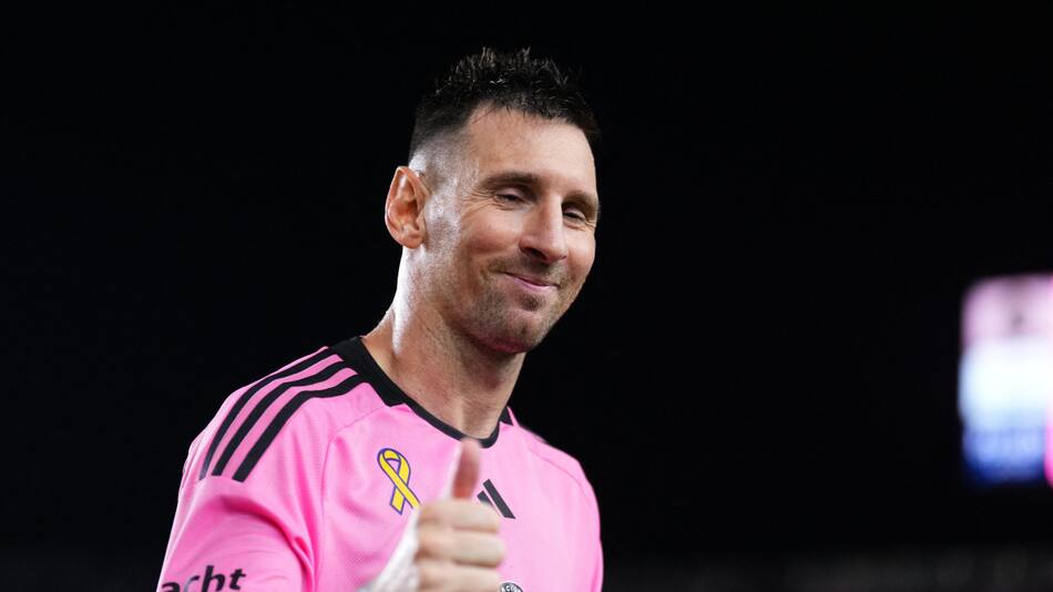 Este partido marcó el regreso de Lionel Messi, quien estuvo dos meses fuera de las canchas. Foto: Reuters.