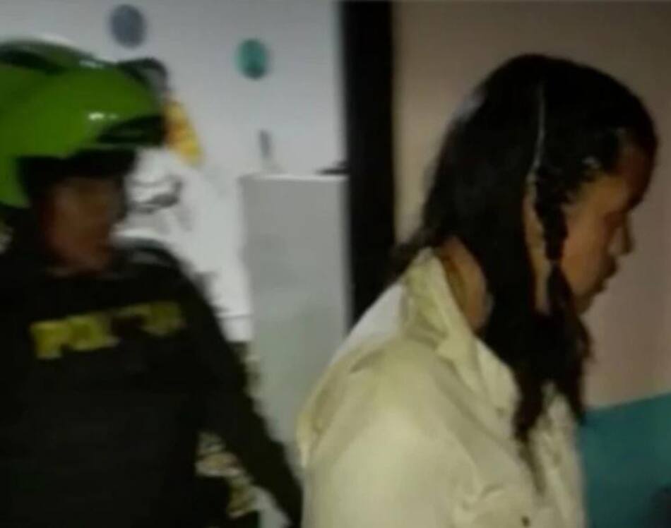 Vecinos capturaron a una bruja y ella