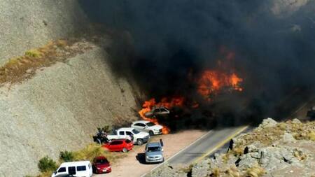 Masivo incendio de autos en Rally de Córdoba
