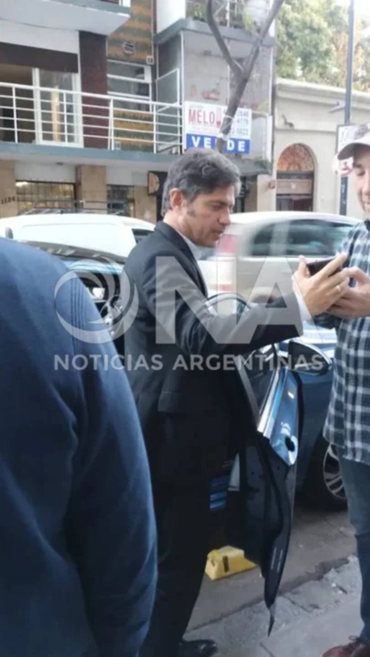 Axel Kicillof en San José 1111.