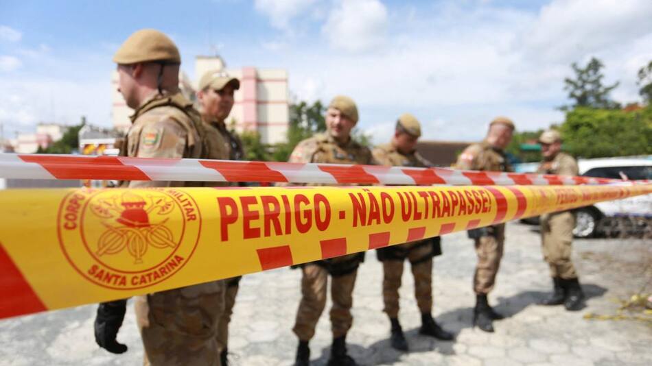La policía militar investiga el asesinato del jardín de infantes en Brasil. Foto: Reuters.