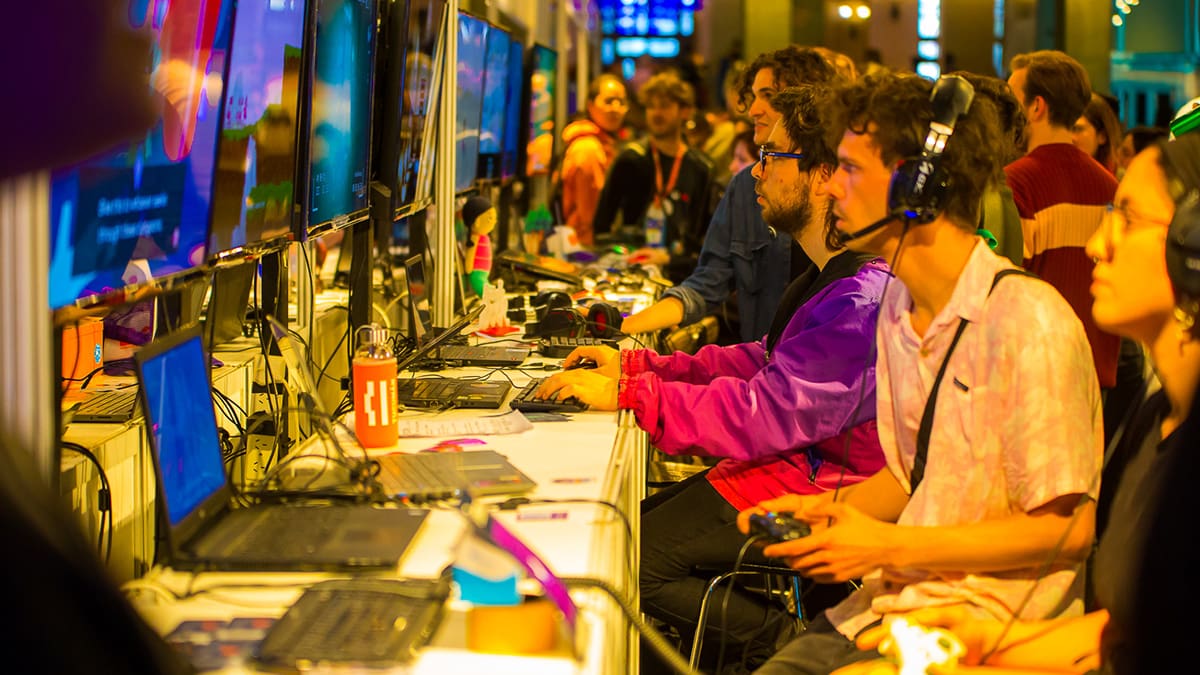 La muestra forma parte de TECweek y reunirá a desarrolladores, inversores, estudiantes y empresas del sector, con más de 100 videojuegos para probar.