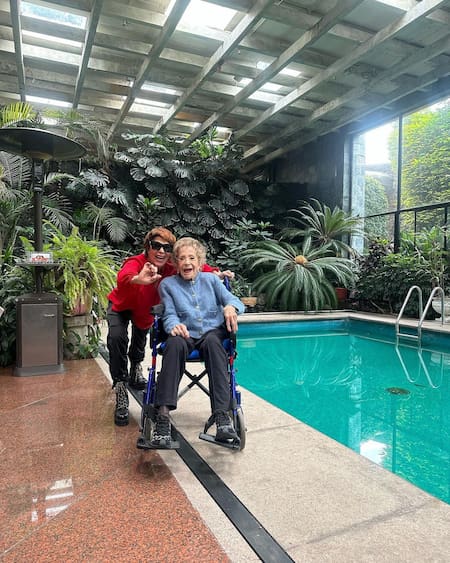 Silvia Pinal y su hija, Alejandra Guzmán. Foto: Instagram.