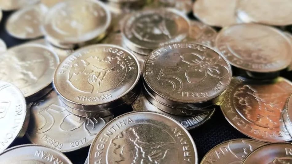 Monedas de 5 pesos.