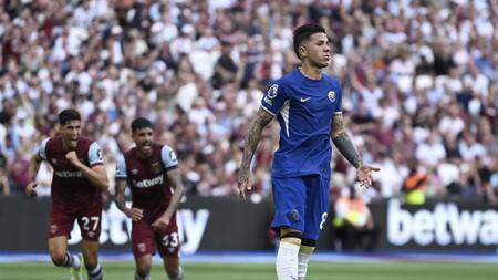 Enzo Fernández no pudo convertir de penal. Foto: Reuters.