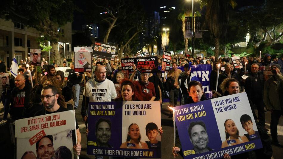 Protestas por la muerte de tres rehenes israelíes asesinado por su Ejército. Foto: Reuters