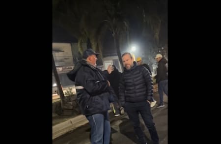 Gastón Granados recorrió las obras que se están realizando en Carlos Spegazzini. Foto: Captura de video.