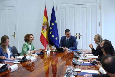 Reunión extraordinaria del Consejo de Seguridad Nacional de España. Foto: EFE (Fernando Calvo)