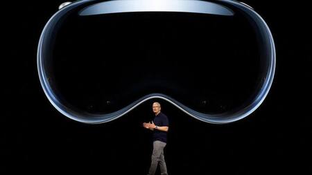 Apple redujo la producción de las gafas Vision Pro por cuestiones de complejidad. Foto: Reuters.