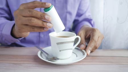 Según un estudio, los edulcorantes artificiales pueden afectar negativamente las funciones cerebrales en menores de 60 años