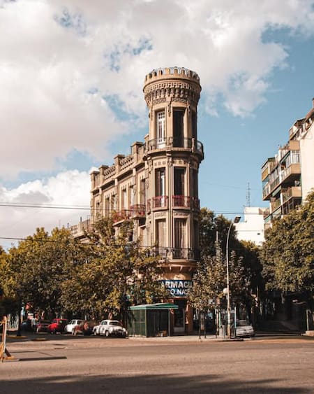 La Torre fantasma en La Boca. Foto: Instagram @vivamosba