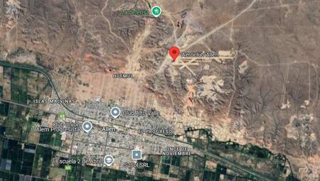 El accidente ocurrió en la zona de bardas de Allen, en cercanías al Aeroclub. Foto: Google Maps.