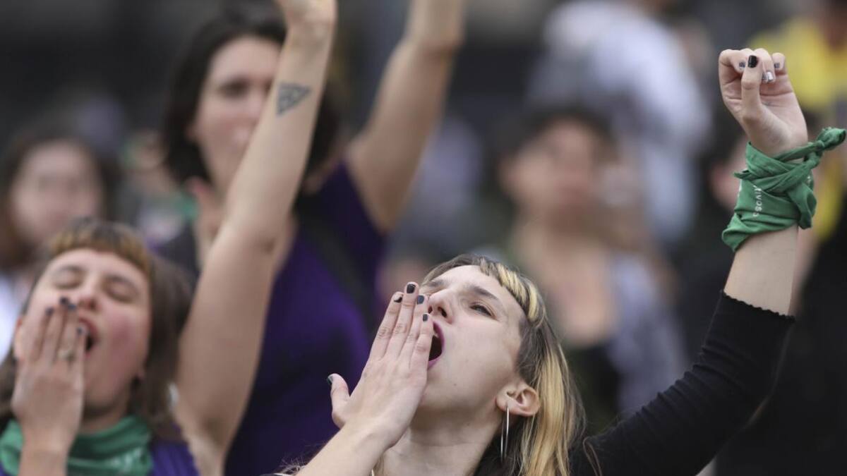 Paro de mujeres contra la "justicia patriarcal" y en repudio al fallo absolutorio por el femicidio y abuso sexual de Lucía Pérez, NA