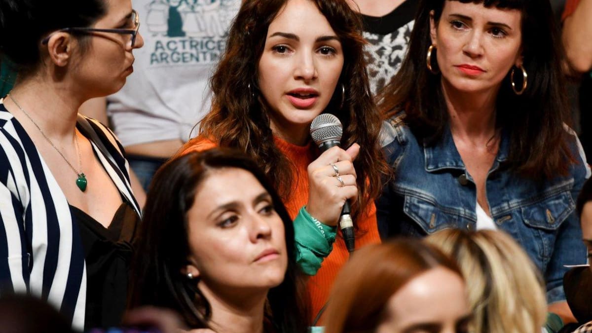 Thelma Fardin - Denuncia a Juan Darthés
