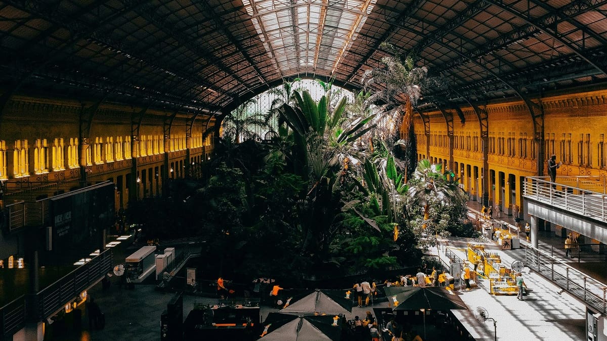La Estación de Atocha: la histórica puerta ferroviaria de Madrid.