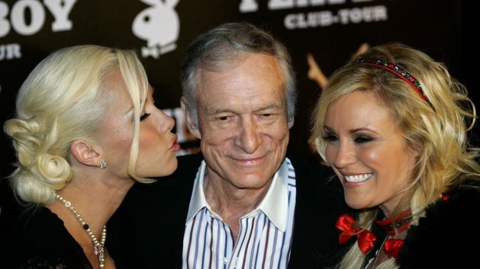 Hugh Hefner, con Bridget Marquardt y Holly Madison. Foto: Reuters.