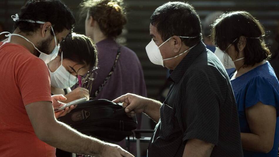 Coronavirus, REUTERS