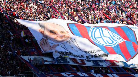 El homenaje de San Lorenzo al papa Francisco. Foto: X @SanLorenzo