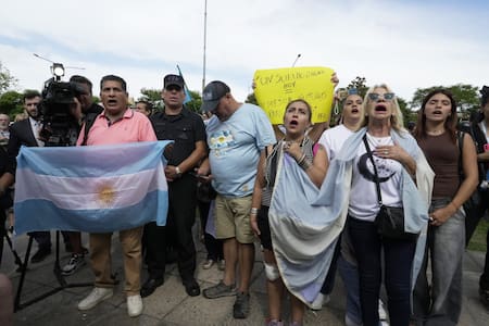 Protesta de las fuerzas de seguridad por mejores condiciones salariales