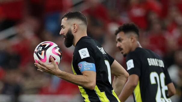 Marcelo Gallardo mantiene a Karim Benzema separado de sus compañeros tras su ausencia a los entrenamientos