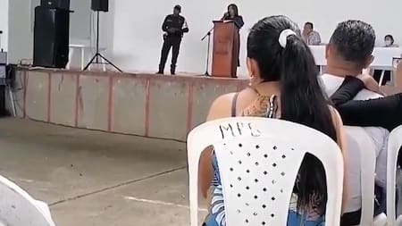 El polémico discurso de una directora de un colegio colombiano. Foto: captura de pantalla.