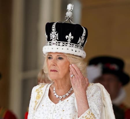 La reina Camila homanajeó a Isabel II. Foto: Reuters.