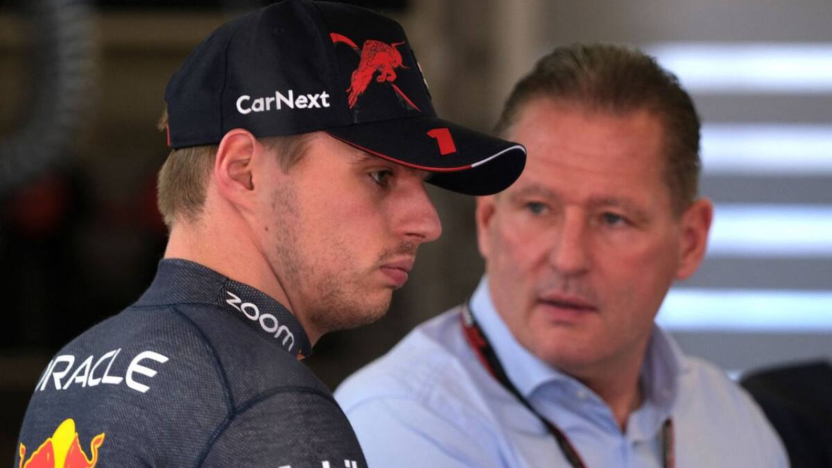 Max Verstappen junto a su padre Jos. Foto: Reuters.