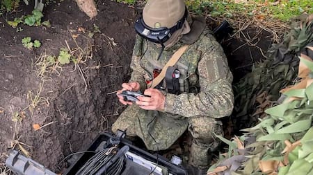 Mientras los esfuerzos diplomáticos para poner fin a la guerra se estancan, Rusia ataca con drones infraestructura portuaria de Odesa