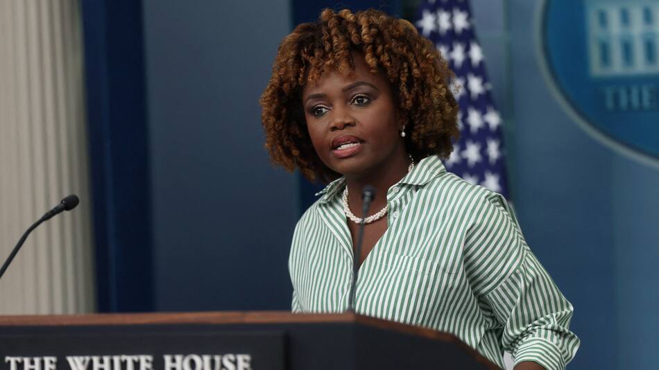 Karine-Jean Pierre, portavoz de la Casa Blanca. Foto: REUTERS.