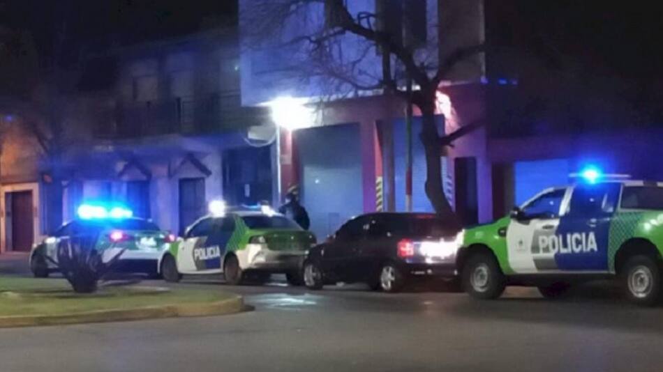 La Plata: una joven denunció que un hombre se metió en su cama, la amenazó y abusó de ella