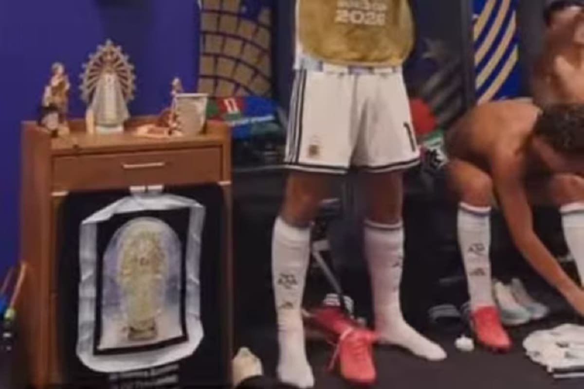 El santuario de la Virgen en el vestuario