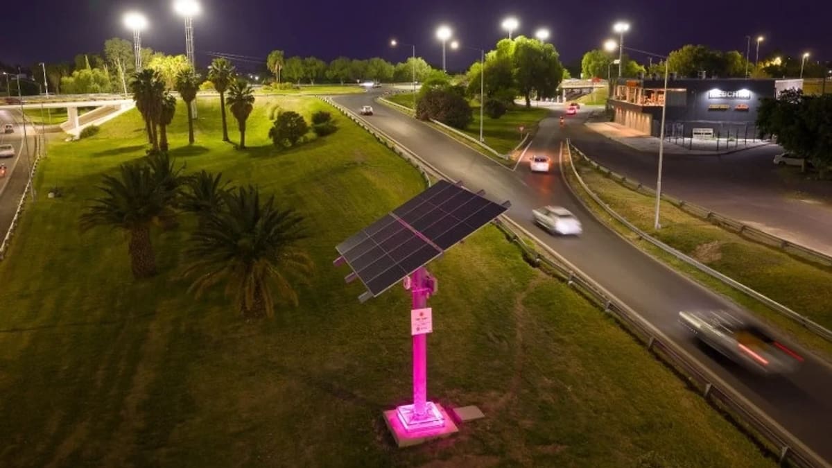 San Juan inauguró la primera ruta solar de la Argentina.