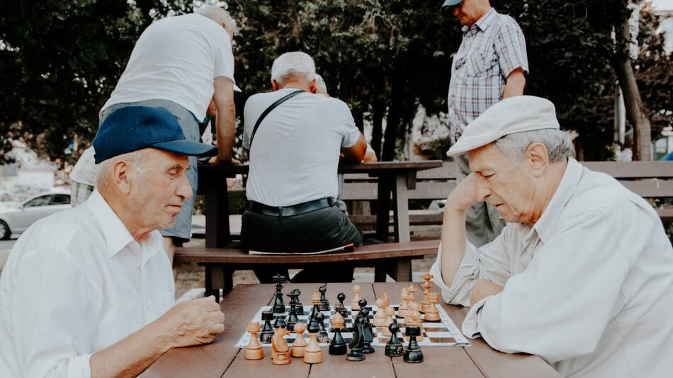 Adultos mayores. Foto: Unsplash.