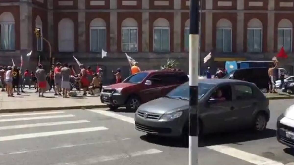 Guardavidas, marcha por despidos, Mar del Plata