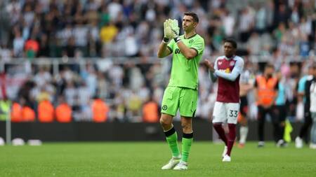 "Dibu" Martínez. Foto: NA.