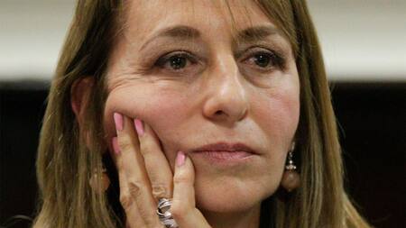 Alejandra Gils Carbó (NA)