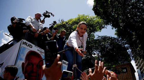 La fiscalía de Venezuela investigará a Machado y González Urrutia por "instigar a la insurrección"