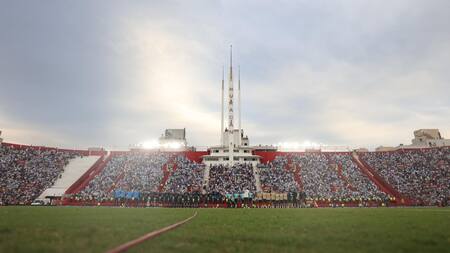 Entrenamiento de Argentina a beneficio de las víctimas de la inundación de Bahía Blanca. Foto: EFE/Juan Ignacio