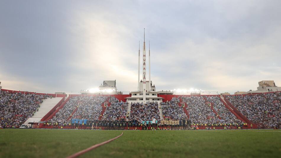 Entrenamiento de Argentina a beneficio de las víctimas de la inundación de Bahía Blanca. Foto: EFE/Juan Ignacio