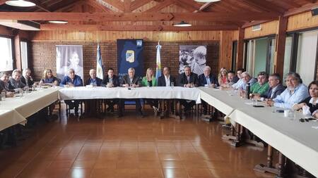 El PJ incorporación de Hugo Moyano, Héctor Daer, Ricardo Pignanelli y Felipe Solá, NA