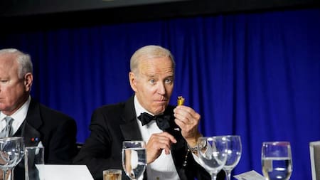 Joe Biden, cena con corresponsales,. Reuters