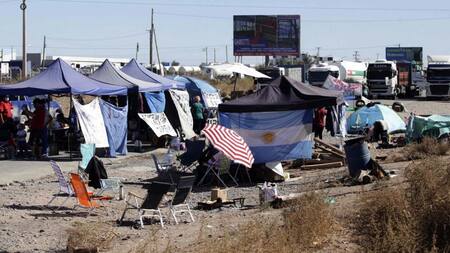 Protestas en Neuquén, Vaca Muerta, corte de rutas, NA