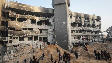Destrucción de un hospital en la Franja de Gaza. Foto: Reuters.
