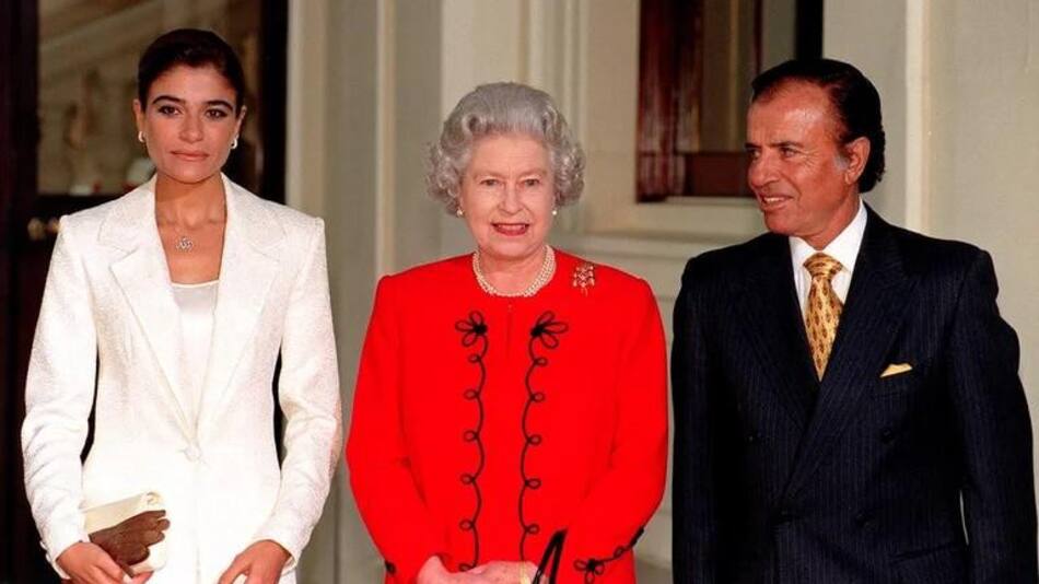 Menem y la Reina. Foto: Reuters.